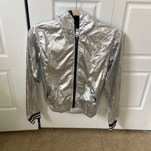 Batera hip hop costume jacket , size large child , metallic silver/black…